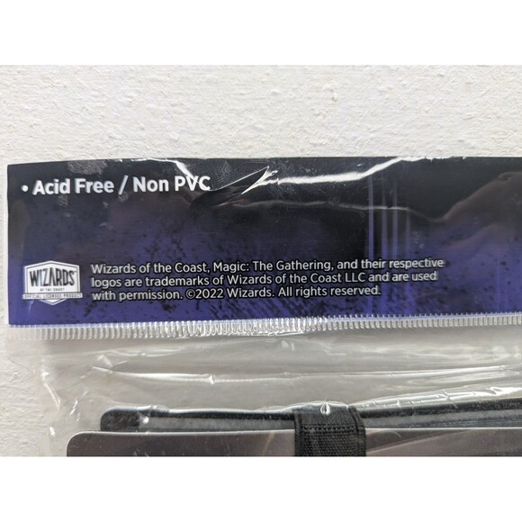 Magic The Gathering Streets of New Capenna Ob Nixilis Elspeth Card Binder NEW - Picture 3 of 8